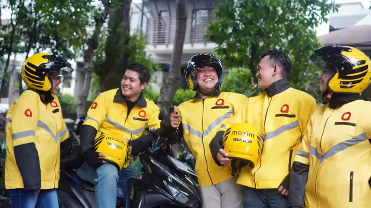 Pengenalan dan Sejarah Singkat Maxim